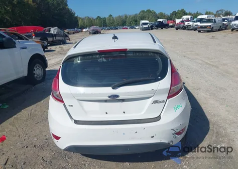 2019 Ford Fiesta Se z USA, uszkodzony, nr VIN 3FADP4EJ9KM105695